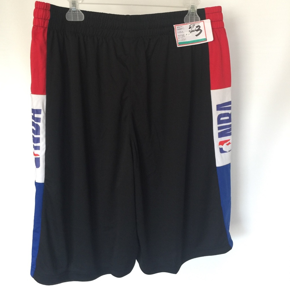 NBA MEN'S SHORTS X LARGE STOCK EP3